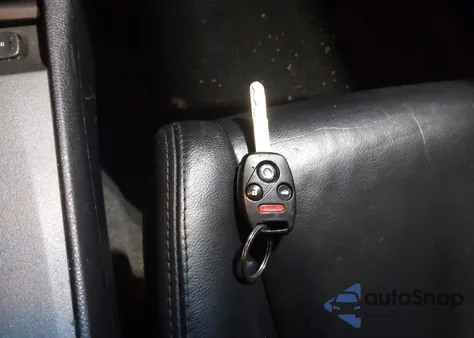 2011 Honda Accord 3.5 Ex-L из США, поврежденный, VIN 1HGCS2B81BA007057